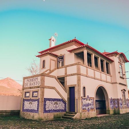 塞洛里库迪巴什图 Estacao Ferroviaria De Mondim De Basto酒店 外观 照片